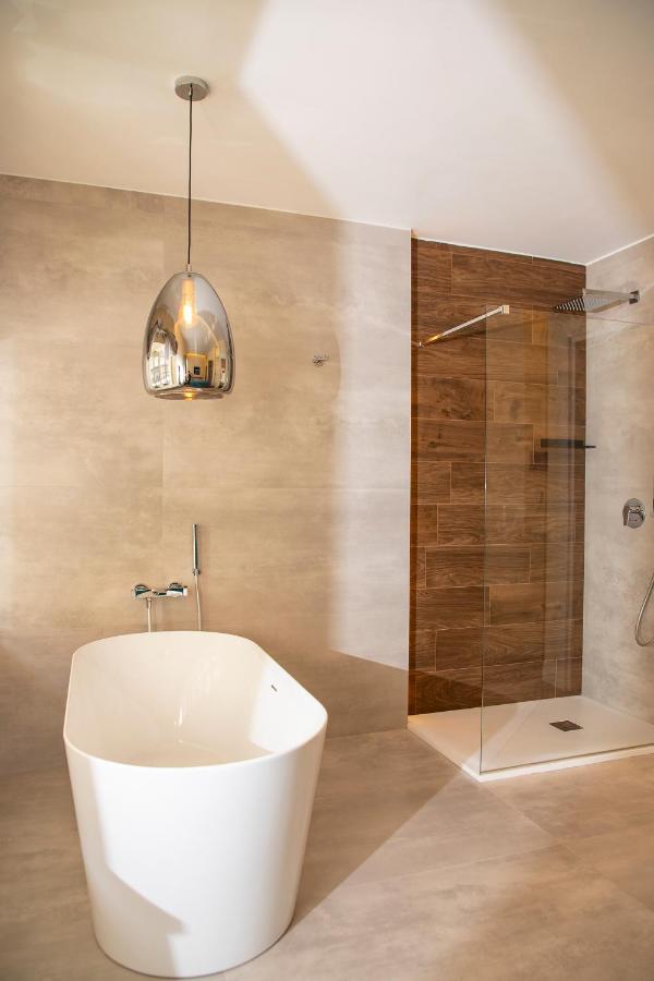 South Hands Luxury Rooms 那不勒斯 外观 照片